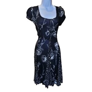Bila Mini Fit & Flare Dress Size XL Black & White Rose Print Cap Sleeve Skater